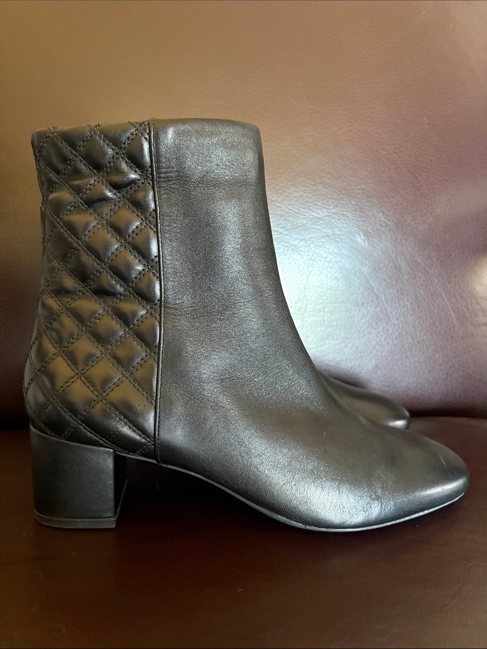 Clarks Ladies Black Quilted Leather Ankle Boots “Tealia Luck” Style. NEW.